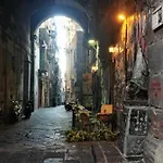 Napolicentrico Couette-café 4*