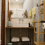 Napolicentrico Couette-café 4*