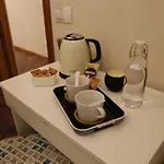 Napolicentrico Couette-café 4*