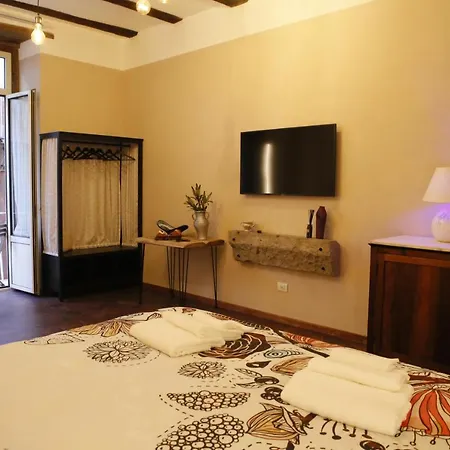 Napolicentrico 4*